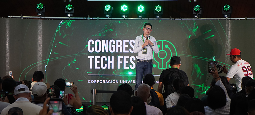 Ministro de Educación protagonizó el segundo día del Congreso Tech Fest 2025